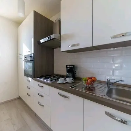 Family Friendly House With A Swimming Pool Zemunik Donji, Zadar - 21653 Feriehus Gornji Zemunik