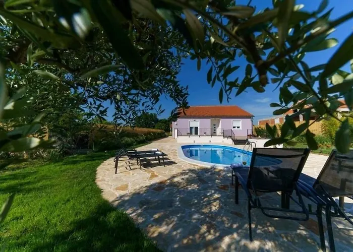Family Friendly House With A Swimming Pool Zemunik Donji, Zadar - 21653 Prázdninový dům *