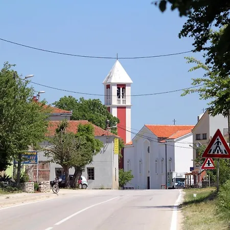 Family Friendly House With A Swimming Pool Zemunik Donji, Zadar - 21653 Ferienhaus